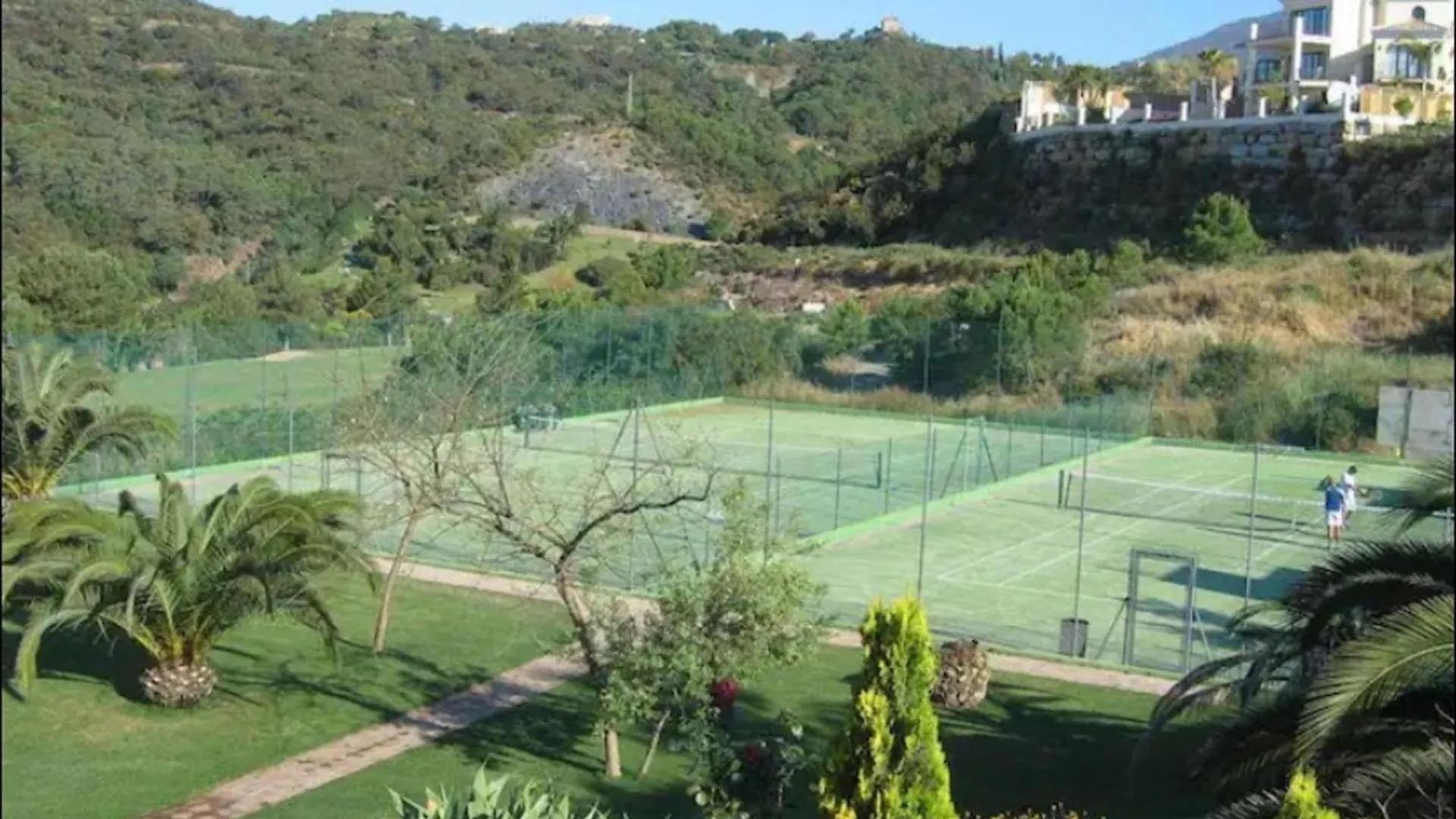 2 Bedrooms - Sleeps 4 - Garden And Pool With View Benahavis 0*,  Spain