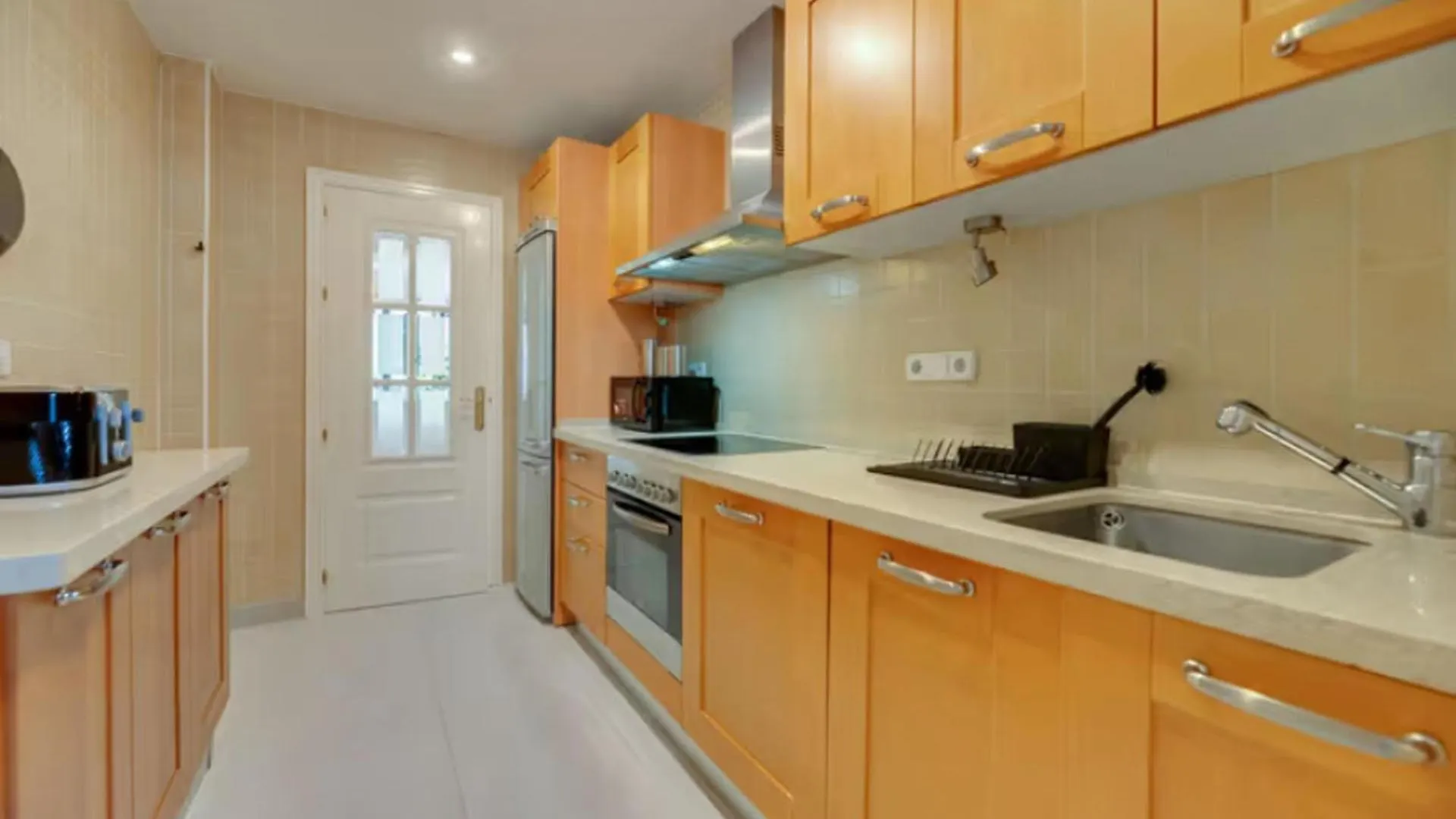 2 Bedrooms - Sleeps 4 - Garden And Pool With View Benahavís