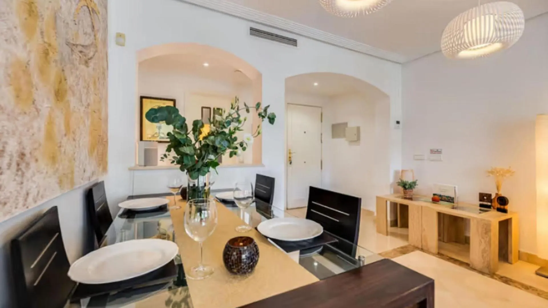 2 Bedrooms - Sleeps 4 - Garden And Pool With View Benahavís Appartamento